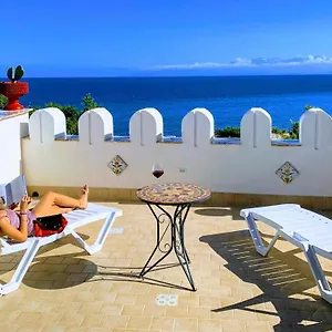 seafront-house-gabbiano-azzurro.sicilyhotelsitaly.net/
